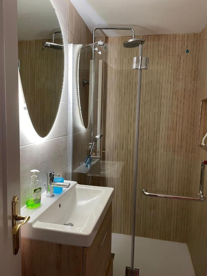 Apartment Caronte มาลากา ภายนอก รูปภาพ